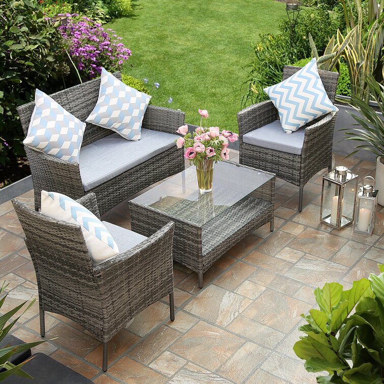 Marlow Home Co. Twitchell 4 Person Outdoor Seating Group with